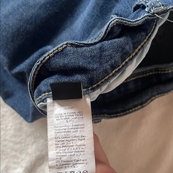 SHEIN Curve Blue Flare Jeans - Size 4XL - Picture 5 of 11